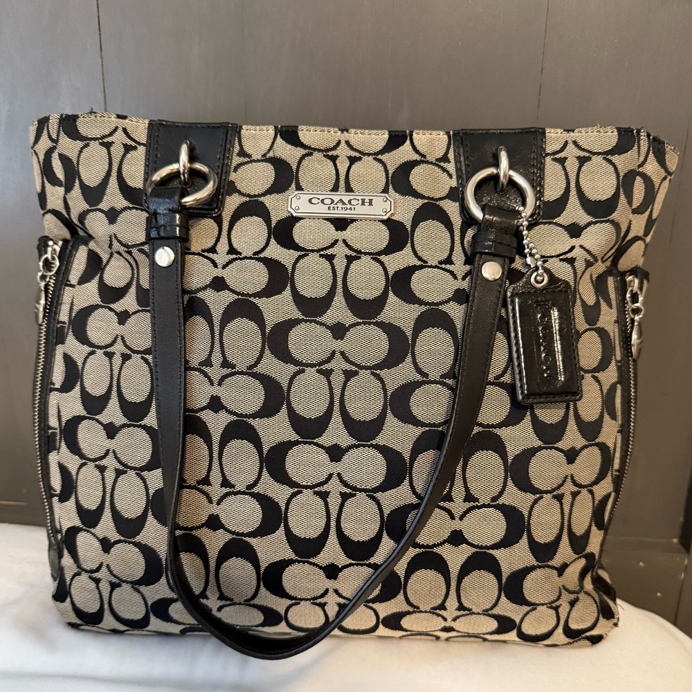 Vintage Coach Gallery Signature NS Zip Tote